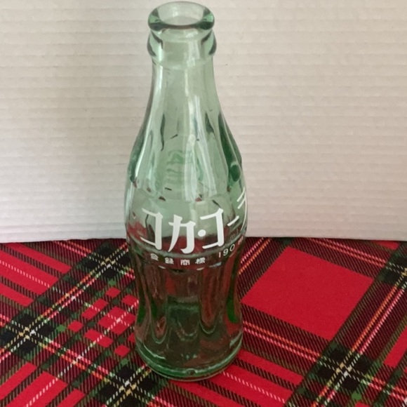 Coca-Cola japanese green Glass Bottle vintage - Picture 1 of 4